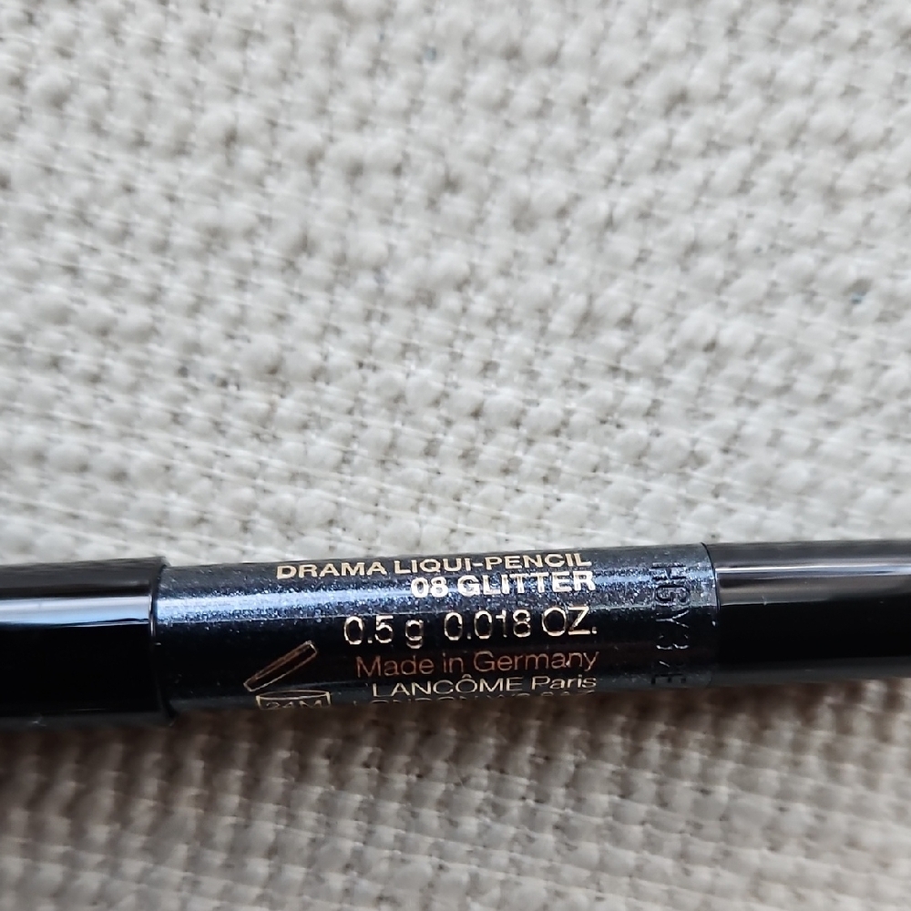 Lancôme Black Cosmetic Bag with 4 Mini/Travel Items - Picture 11 of 16